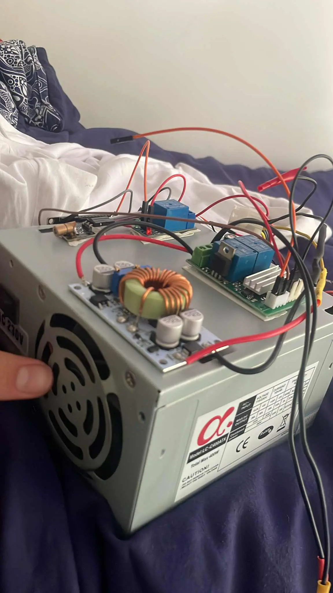 Power supply and controller