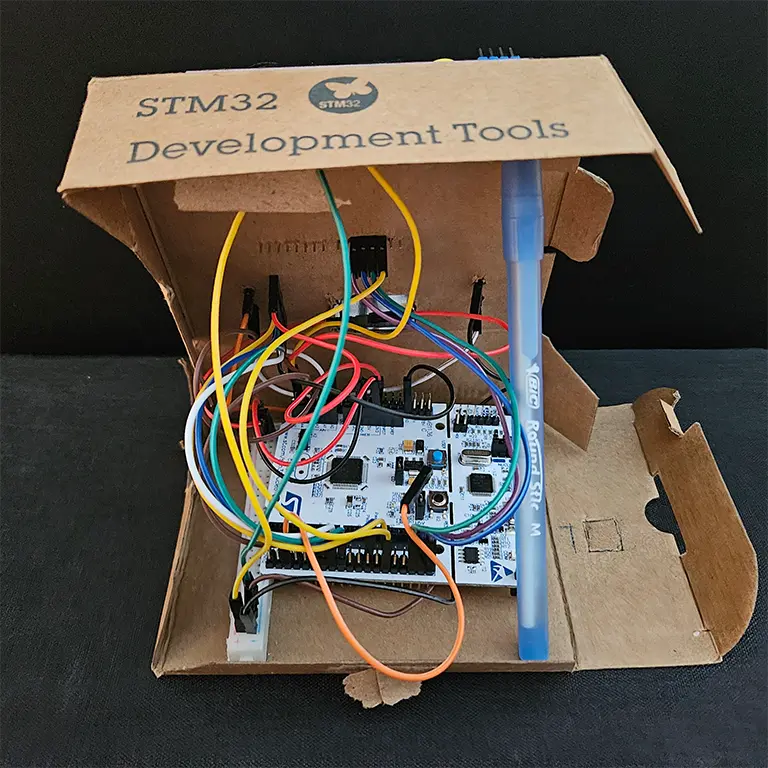 The interior of the box: Wiring