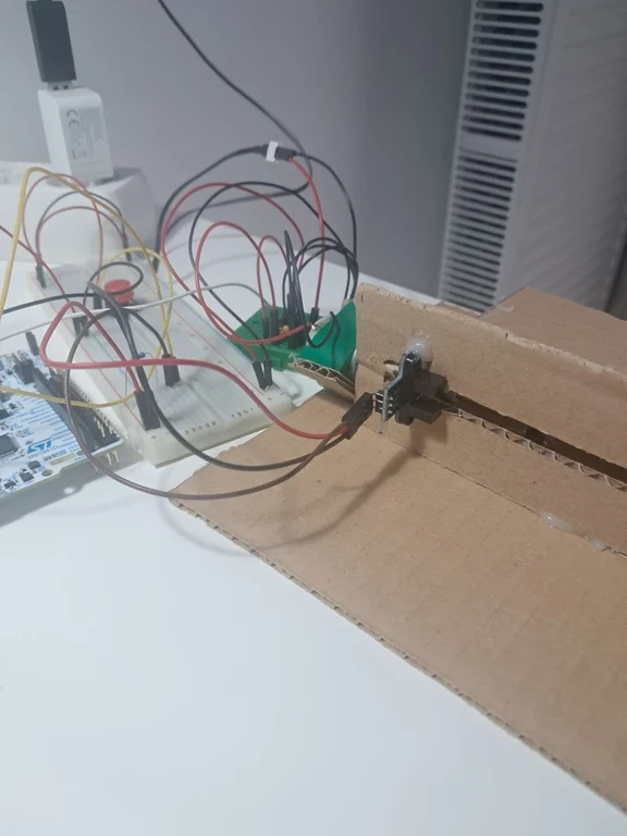 Sensor